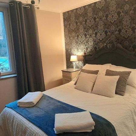 Les Roches Chambre D'Hotes Servant Zewnętrze zdjęcie