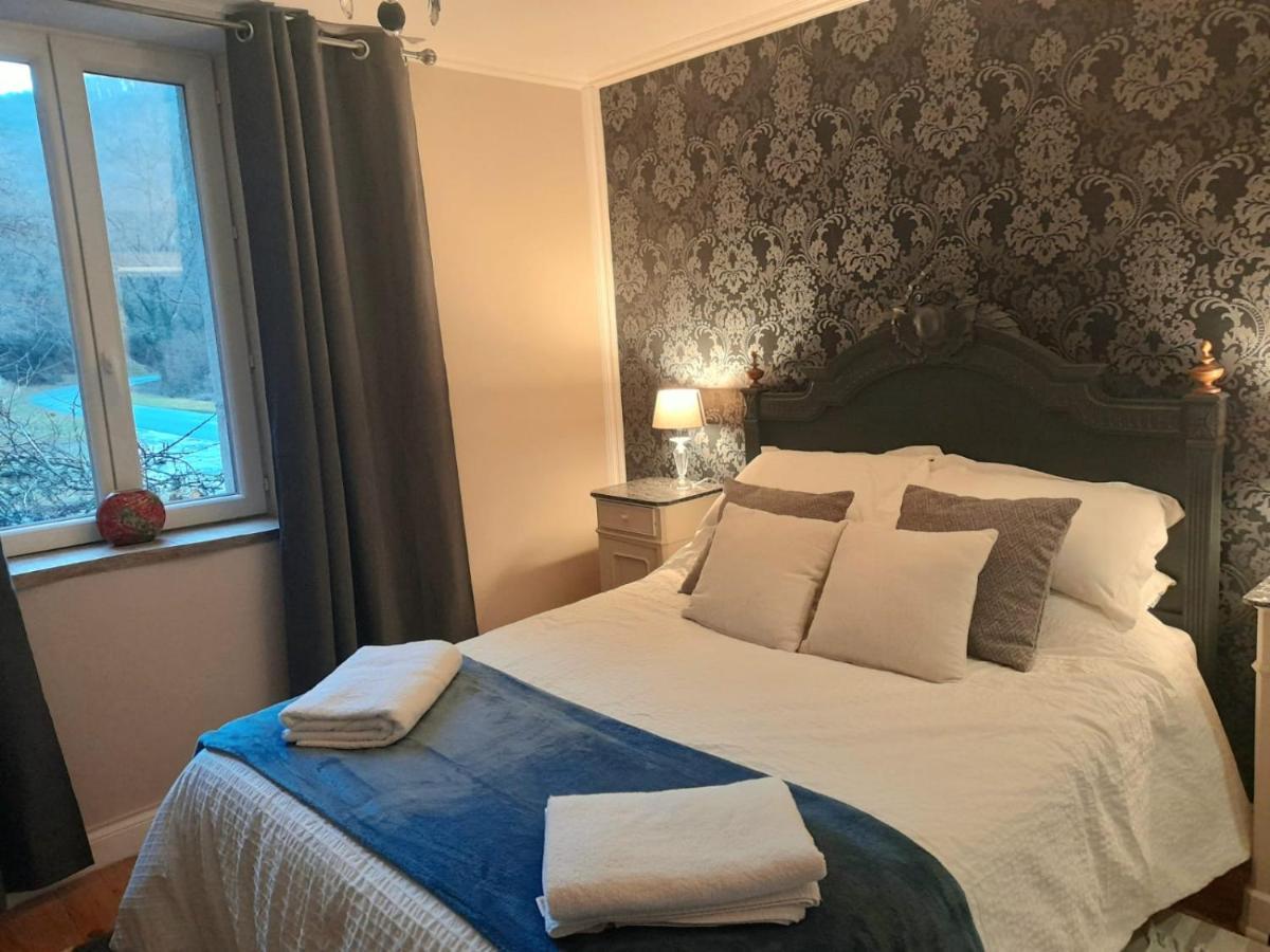 Les Roches Chambre D'Hotes Servant Zewnętrze zdjęcie